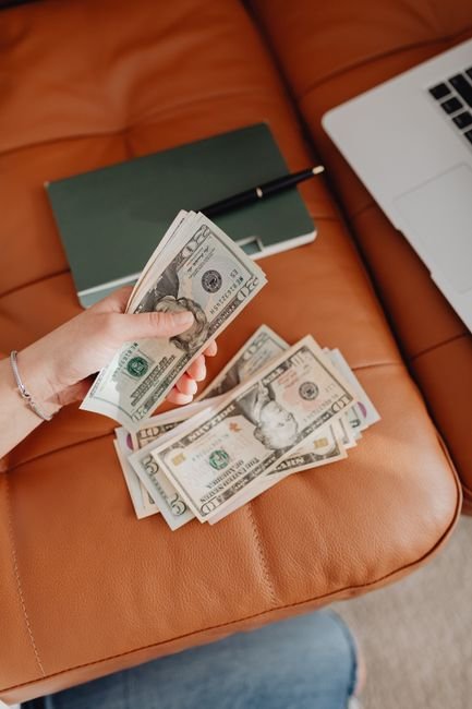 2026-side-hustle-2-books-for-help