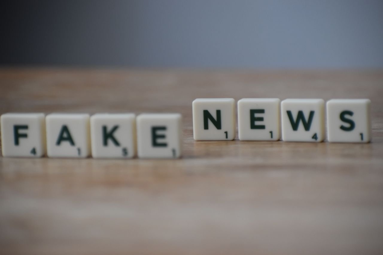 trumps-media-ban-medias-monopoly-2026